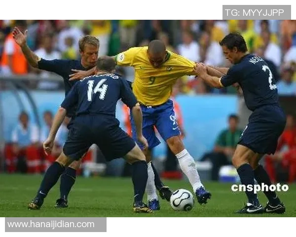 当今足坛在役巨星盘点他们如何影响世界足球格局